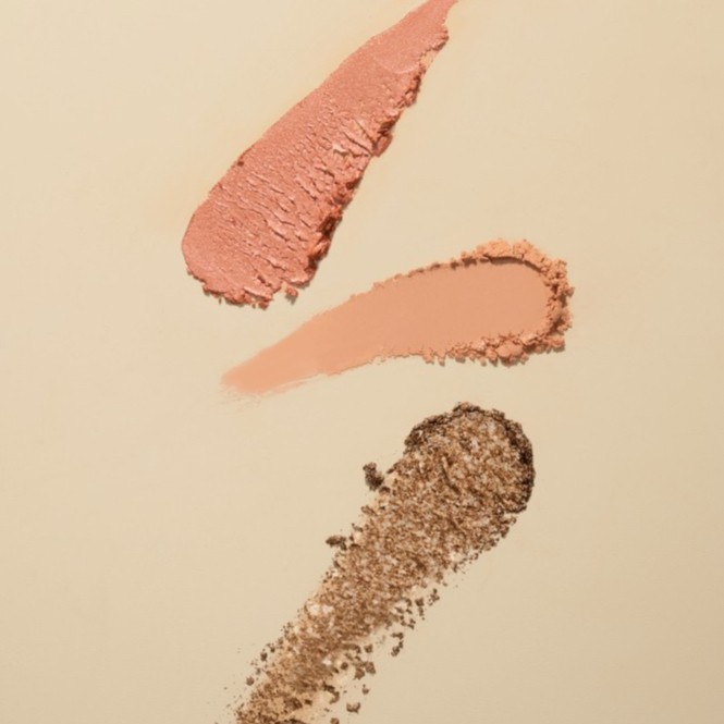 Statement Beauty Royal Peach Eyeshadow Palette 5