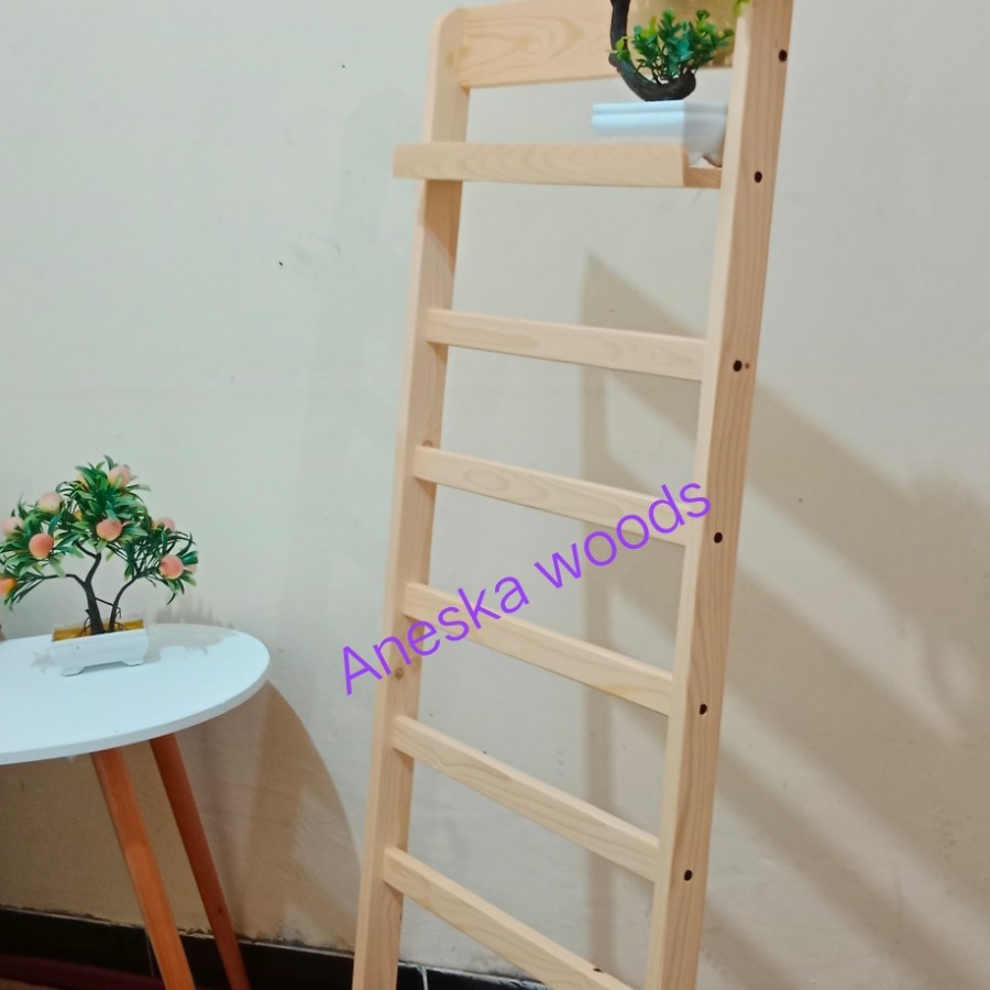 Aneska Wood Ladder Hanger