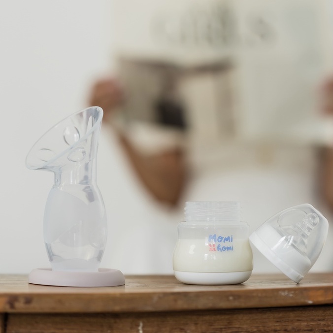 Momi Homi Silicone Breast Pump 03