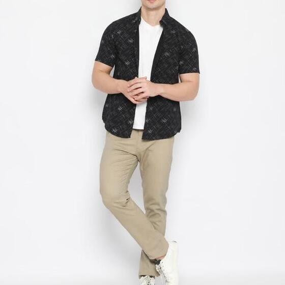  Code Male Kemeja Pria Pendek Motif Abstract Slim Fit Art1306