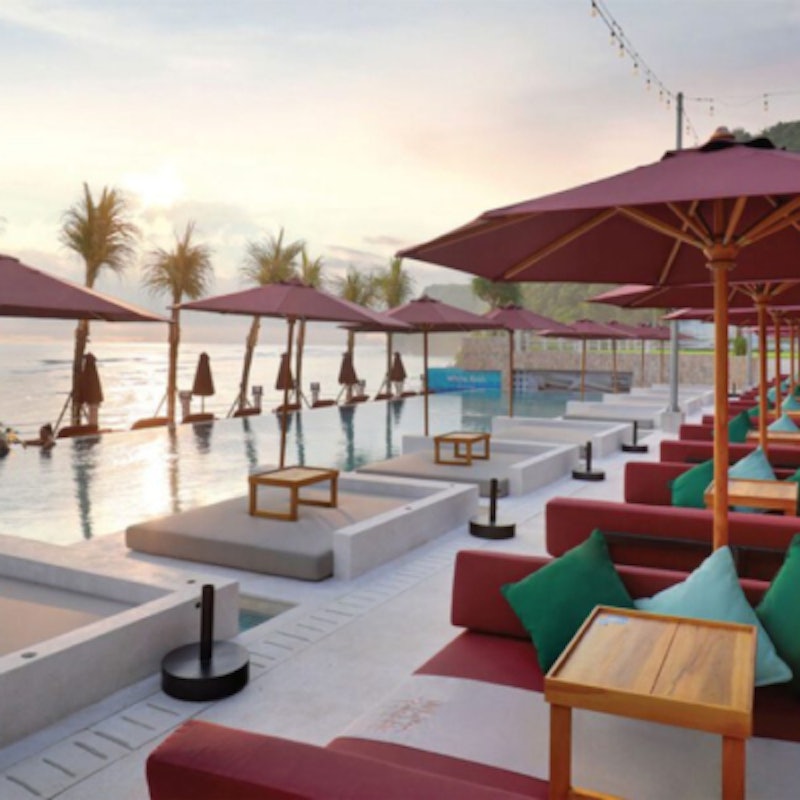 White Rock Beach Club 1