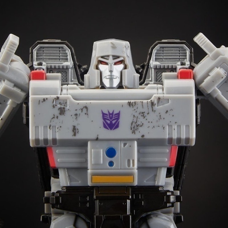 Transformers Generations War for Cybertron: Siege Voyager Class Megatron Action Figure 5