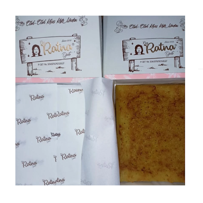 Ny. Ratna Djuita Bika Ambon 15 x 15 cm 4