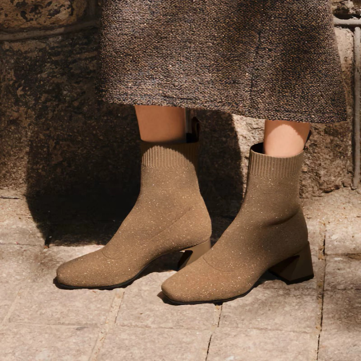 Sepatu Kreatif Indonesia VIVAIA Regina Pro Square-toe Water Repellent Bootie