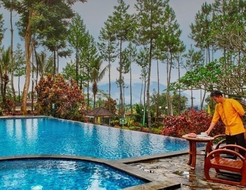 Jambuluwuk Convention Hall & Resort Puncak 2