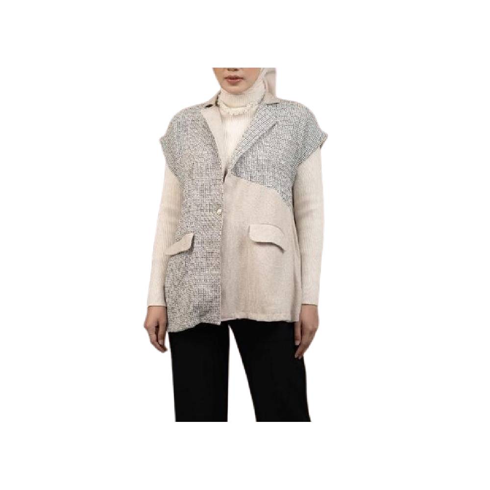 May Outfit Xylla Vest