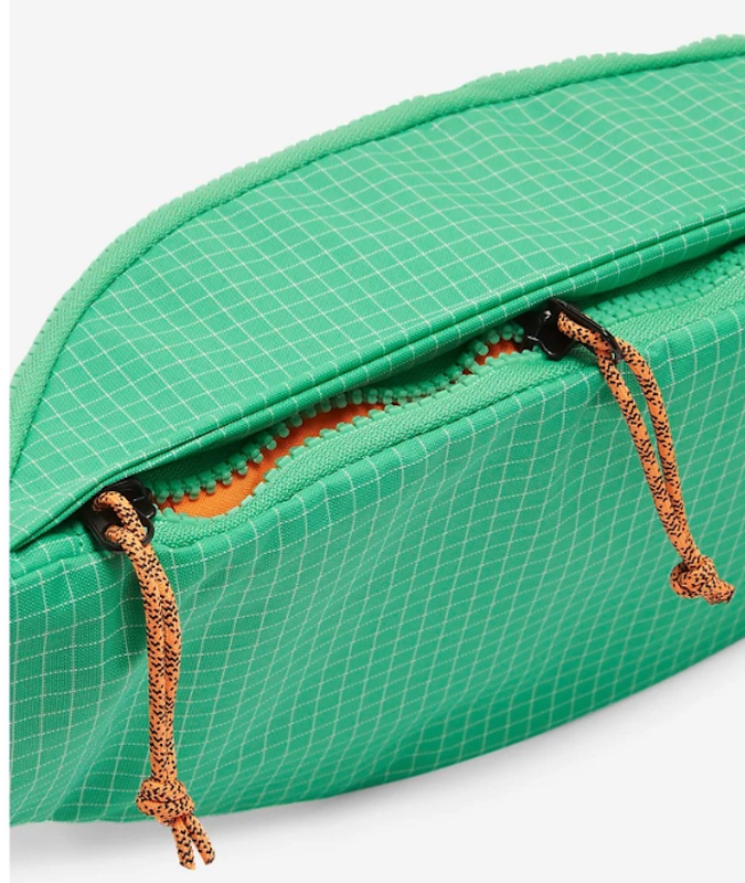 Sportswear Heritage Hip Pack 5