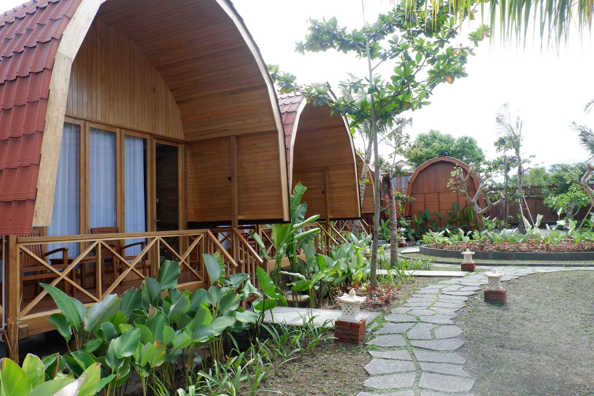 Aloravilla Hotel Senggigi 2