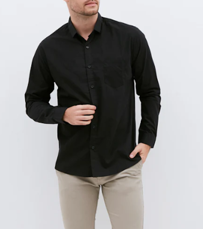 10 Rekomendasi Kemeja Hitam Polos untuk Pria Terbaik mybest