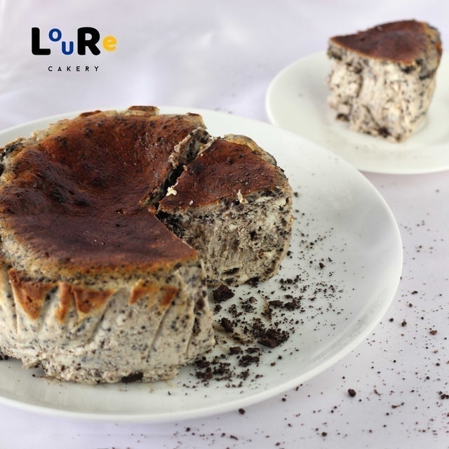 Loure Cakery Basque Burnt Cheese Cake