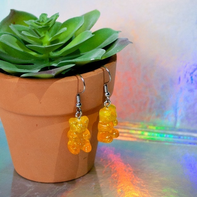 By The Cover Anting Tusuk Gantung Gummy Bear 