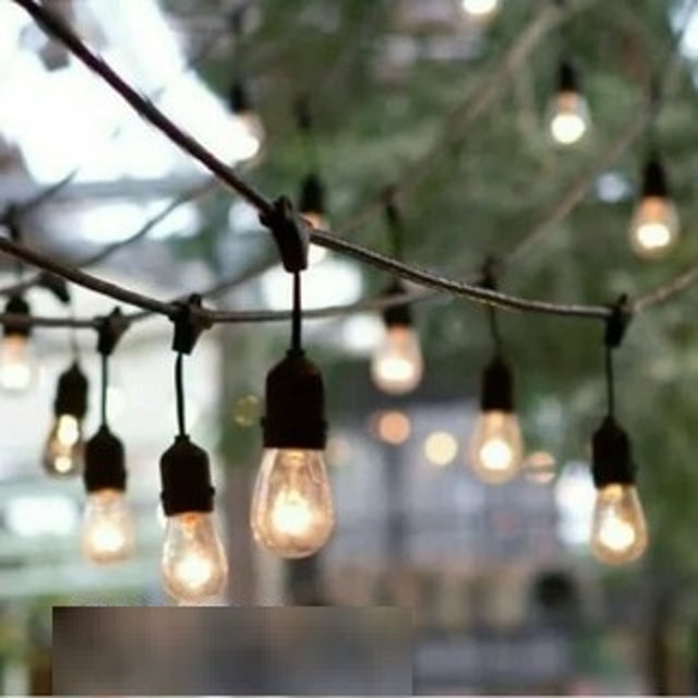  Fitting Lampu Gantung Dekorasi Outdoor