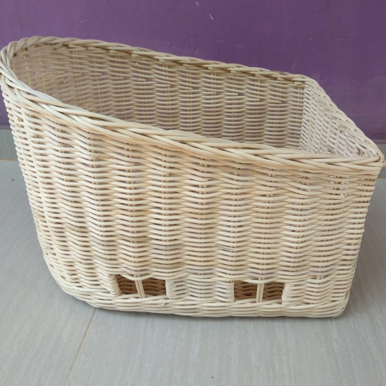  Keranjang Belakang Sepeda Rotan