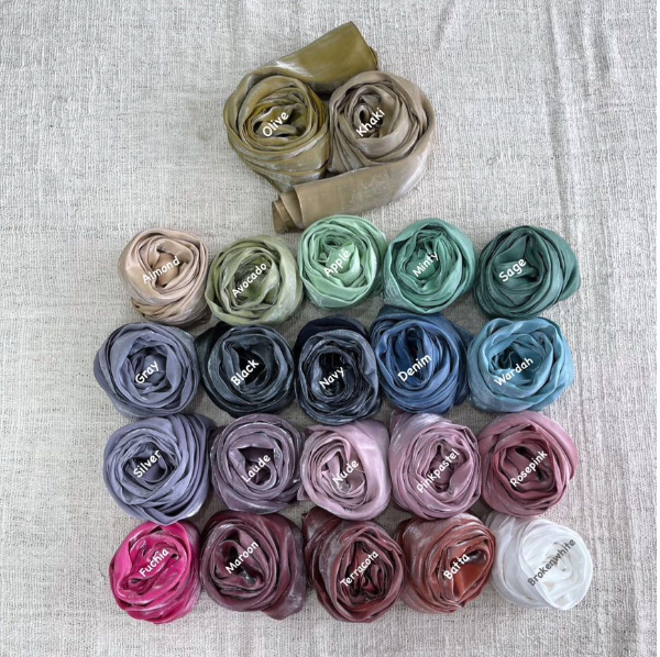  Nadiraa Hijab Semina Shawl / Pashmina Shimmer