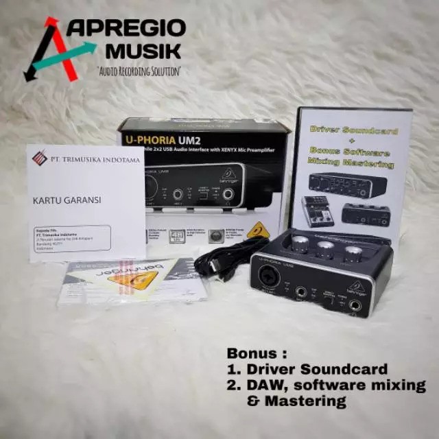 Behringer U-Phoria UM2