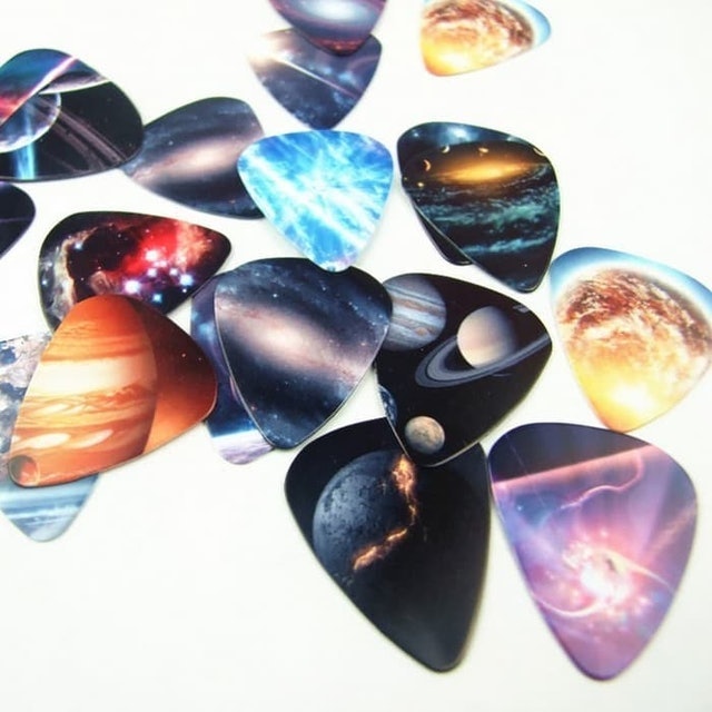 Universe Planet Pick Guitar 2