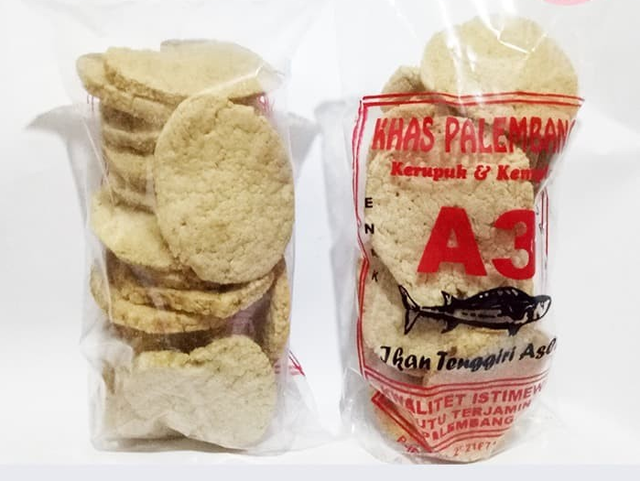 Kerupuk & Kemplang Ikan Tenggiri Khas Palembang