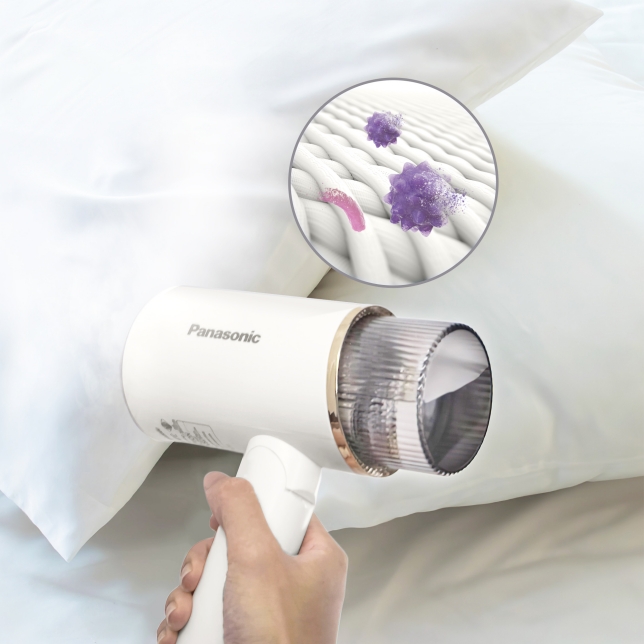Panasonic Gobel Indonesia Panasonic Foldable Handy Steamer NI-GHF025WSR