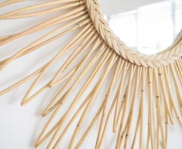 Uwitan Mentari Mirror