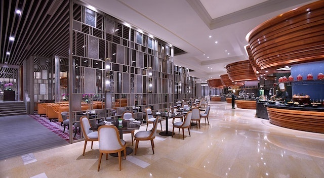 The Ritz-Carlton Jakarta, Mega Kuningan  3