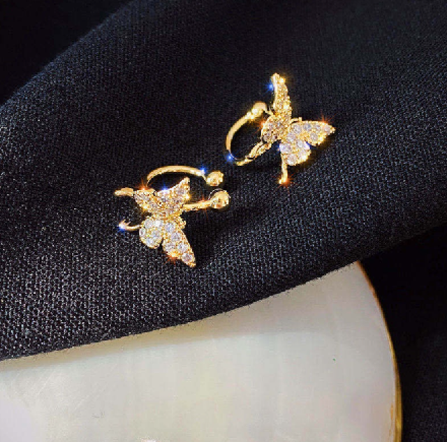  Morymoshi Anting Jepit Korea Motif Kupu-Kupu A74