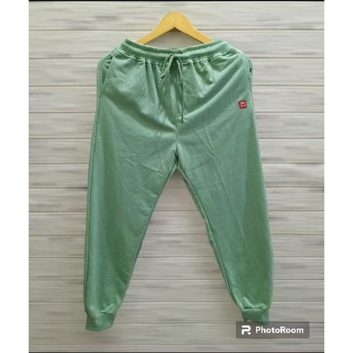  Uniqlo Jogger Unisex