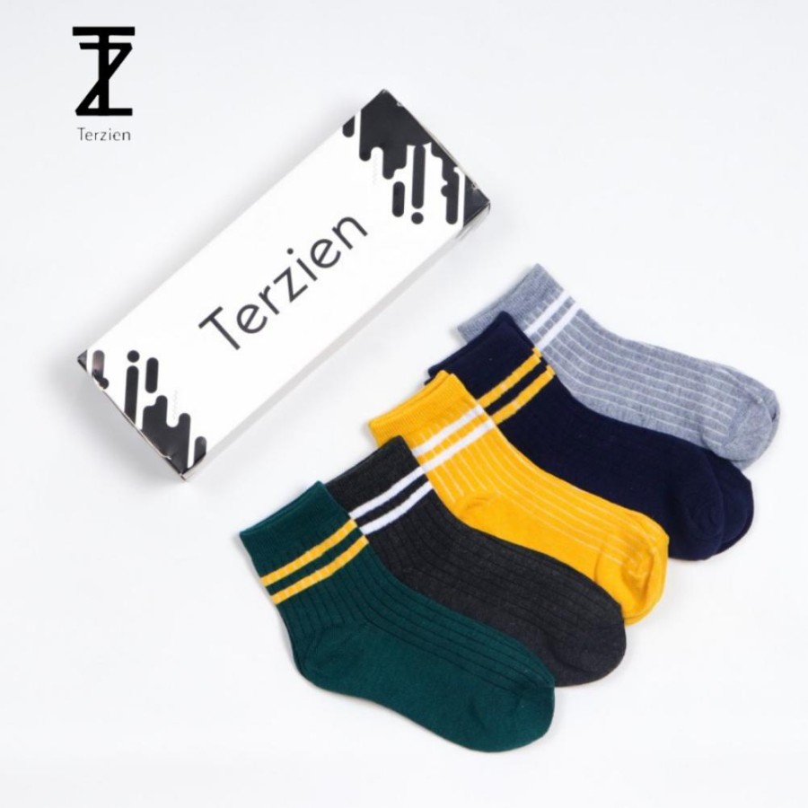 Mulia Knitting Factory Terzien Kaos Kaki Motif Strips D19