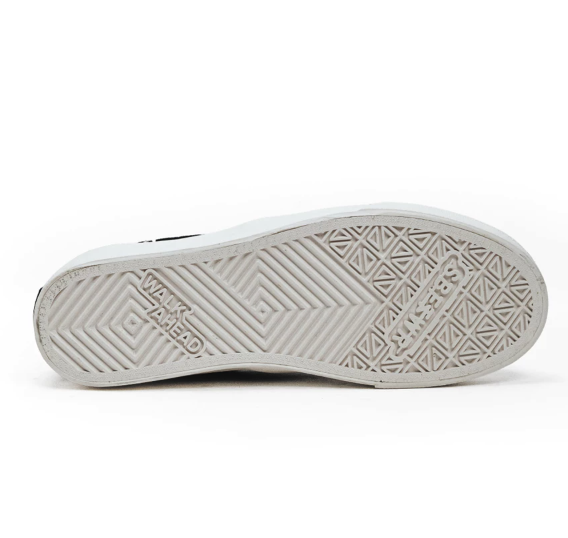 SABA Slip on Paisley Black White  5
