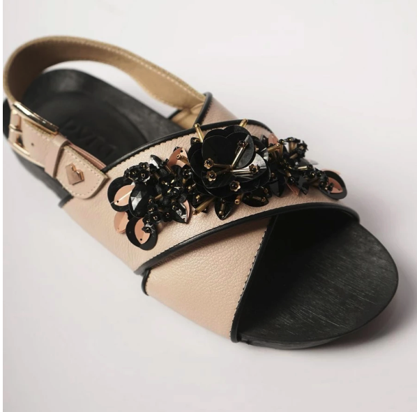  PVRA Sandal Wanita Cavvami