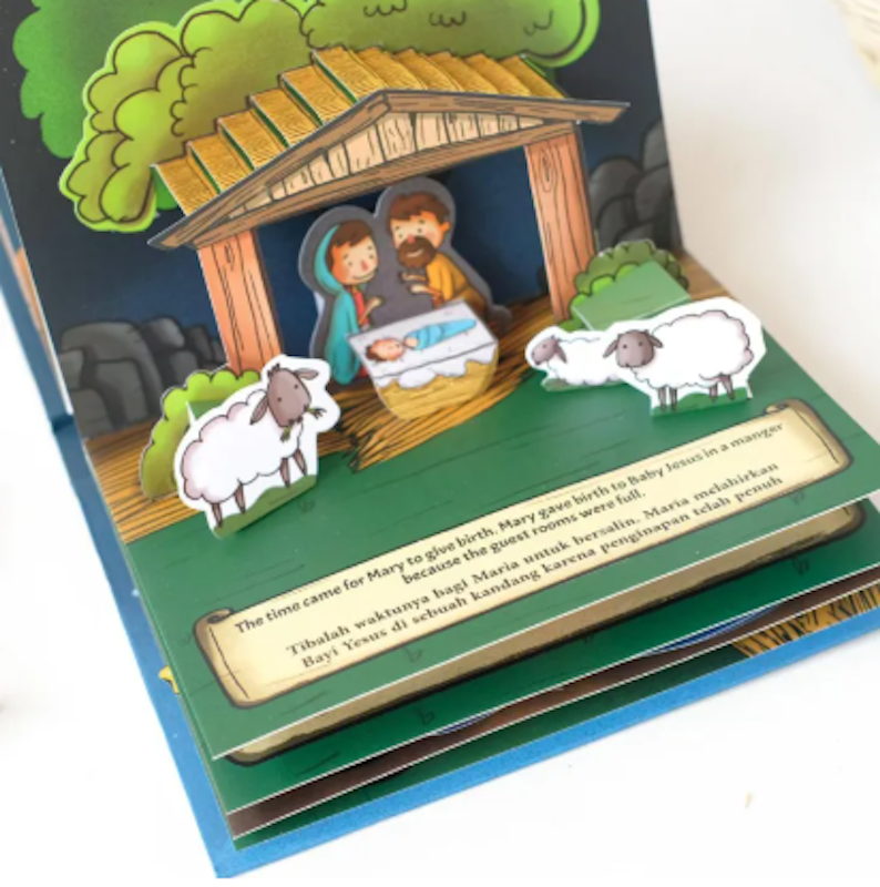 Buku Pop-Up Cerita Alkitab Kelahiran Yesus (2 Bahasa) 3