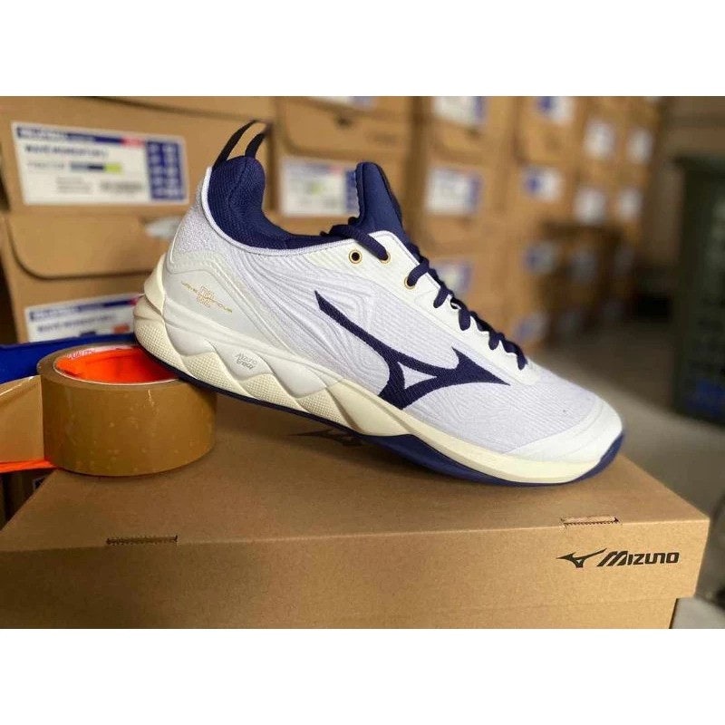 MIZUNO Wave Luminous 2 5