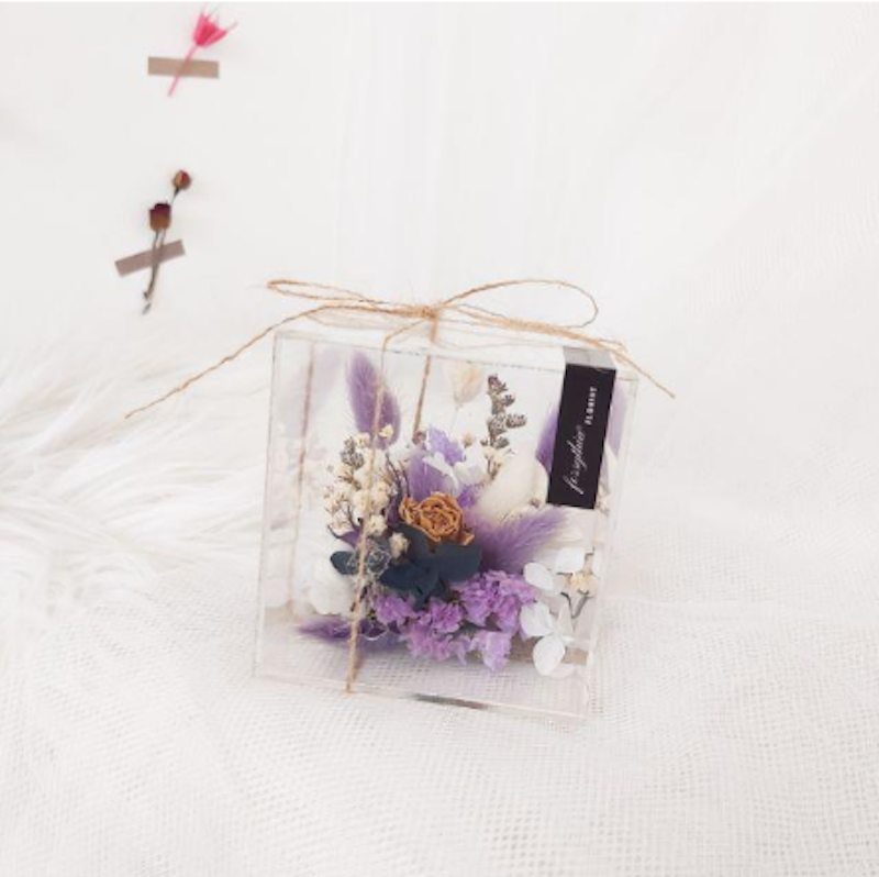 Dried Flower in Acrylic Box 5