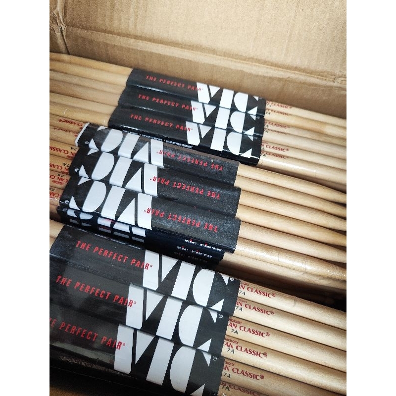 Vic Firth American Classic 7A Drumstick 2