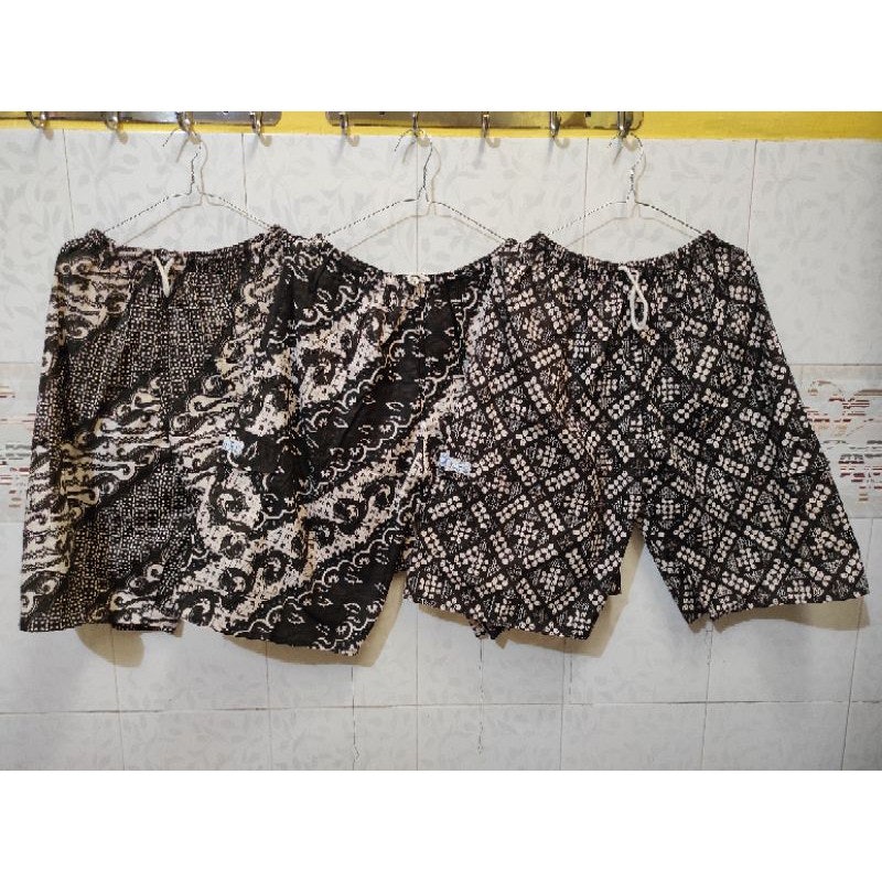 Celana Pendek Kolor Santai Batik 3/4 2