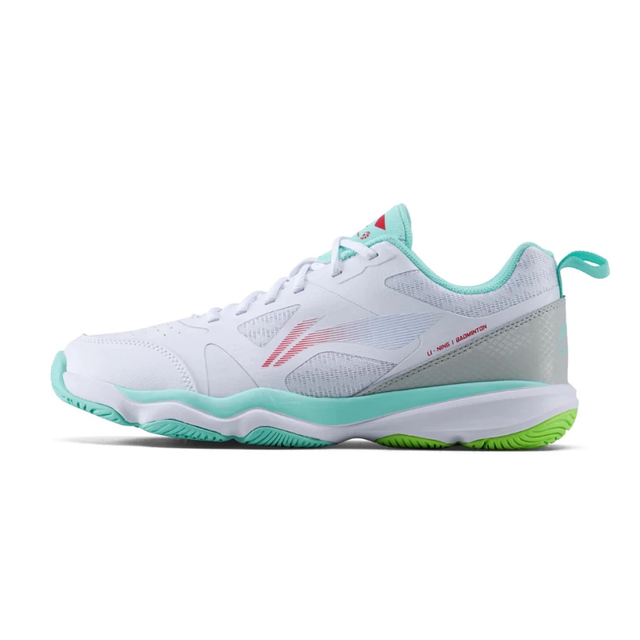 10 Rekomendasi Sepatu Badminton untuk Wanita Terbaik  [Merk Yonex, Li-Ning, ASICS] (Terbaru Tahun 2026) 4