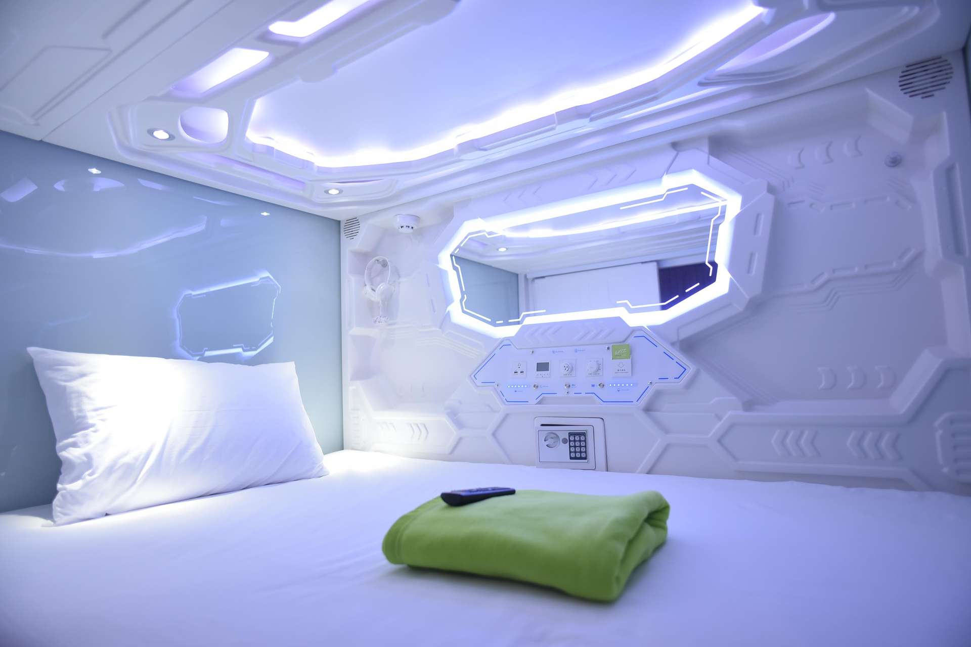 10 Rekomendasi Hotel Kapsul di Jakarta Terbaik  2
