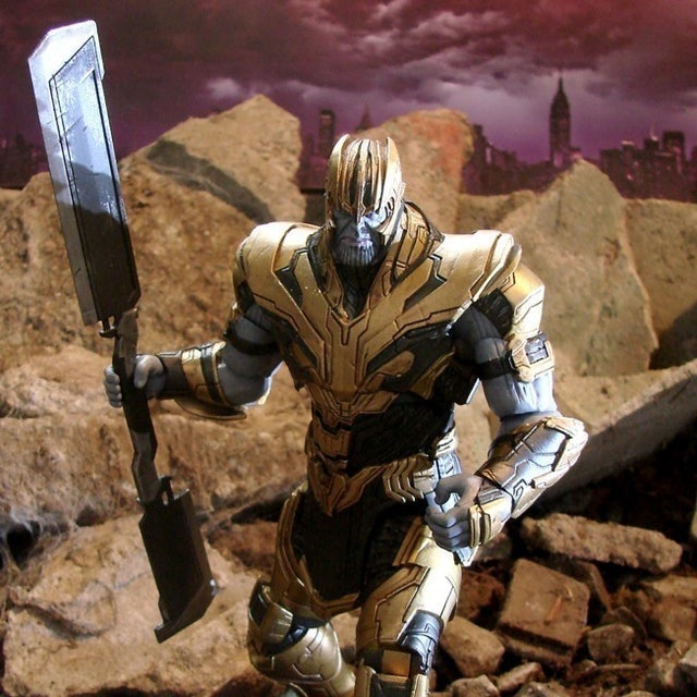 Marvel Select Thanos Collector Edition Action Figure 3