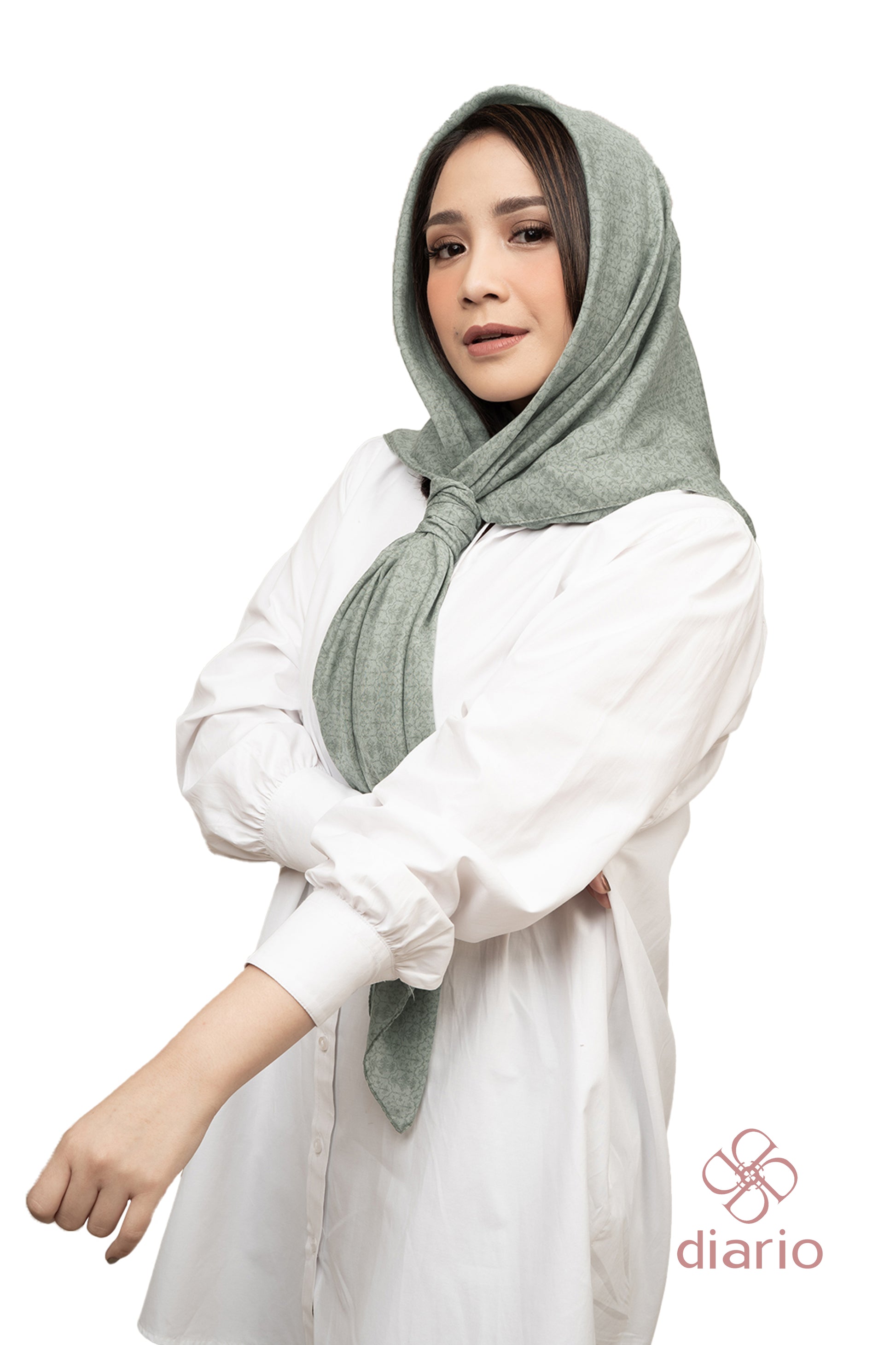 Diario Diario x Nagita Slavina - Ultrafine Plain Scarf Kerudung Segi Empat