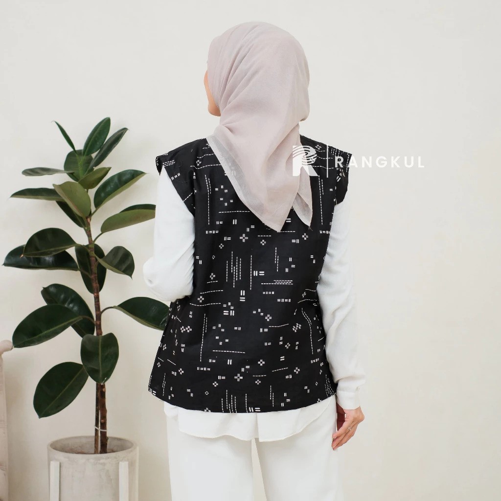  Rangkul Vest Batik