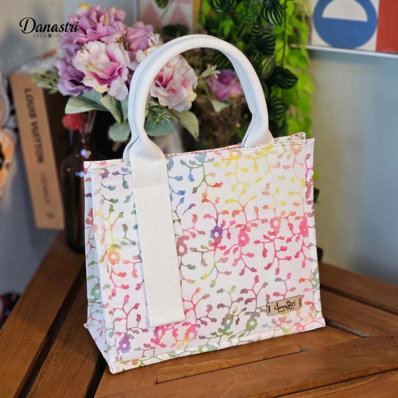 Batik Domas Solo Danastri Totebag Kelra 3