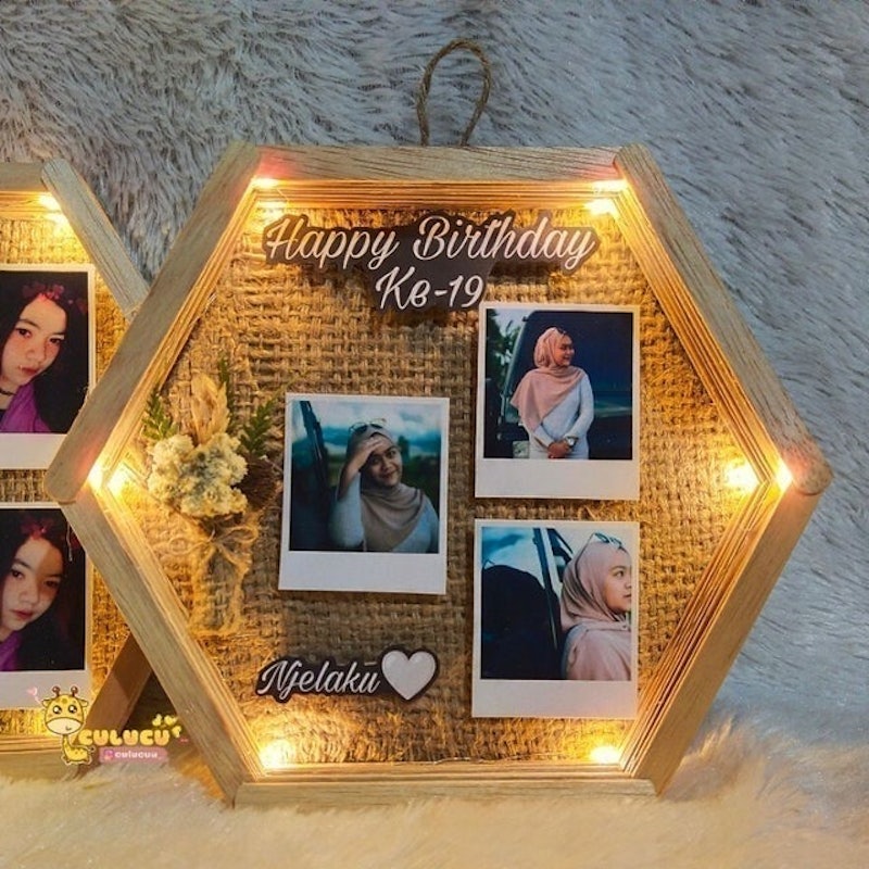 Frame Haxagonal Photo 3D 1