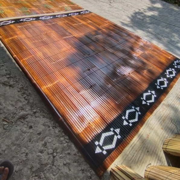  Tirai Bambu Motif Bali 