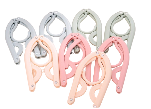 Usagi Foldable Hanger