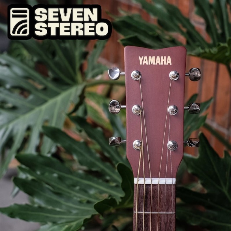 Yamaha Mini Acoustic Guitar Natural 4