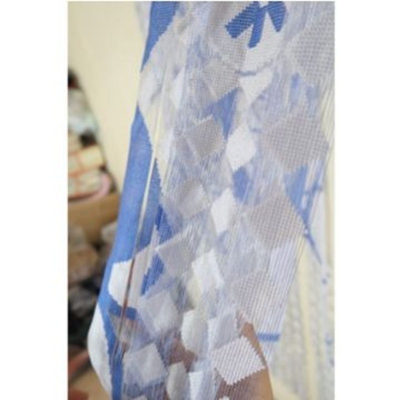 Tirai Benang Motif Karakter 4