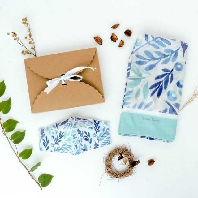Paket 1 Hampers Square Premium Voal Scarf dan Masker 5