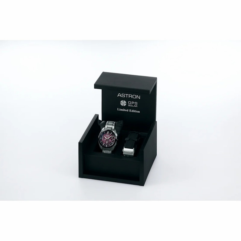 SEIKO Astron 4