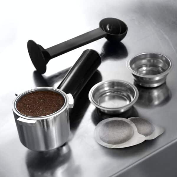 DeLonghi Compact Manual Espresso Pump Coffee Machine ECP 35.31