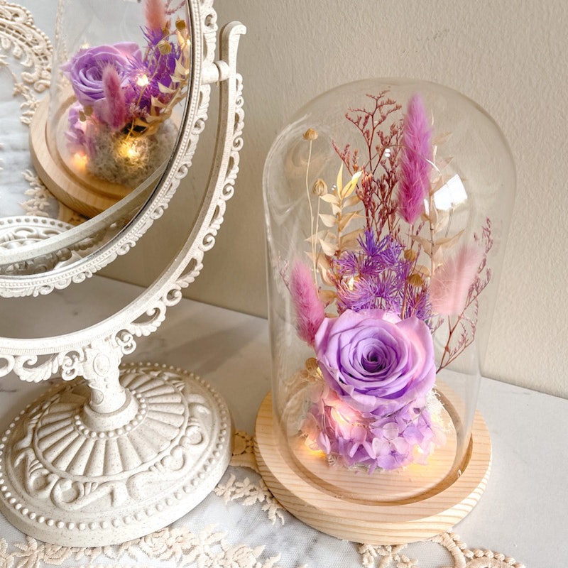 Rustic Dried & Preserved Flower Glass Dome 4