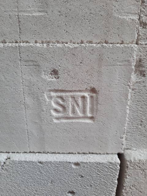 Prima Jaya Multicon Multicon Bata Ringan